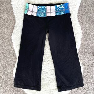 𝅺Lululemon Capris Wide Leg Size 6